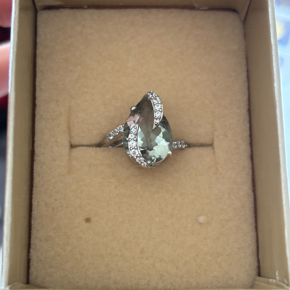 Stunning Sterling Silver Green Prasiolite and CZ Teardrop Ring